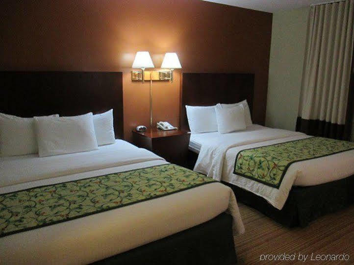 Red Carpet Inn And Suites プリマス エクステリア 写真